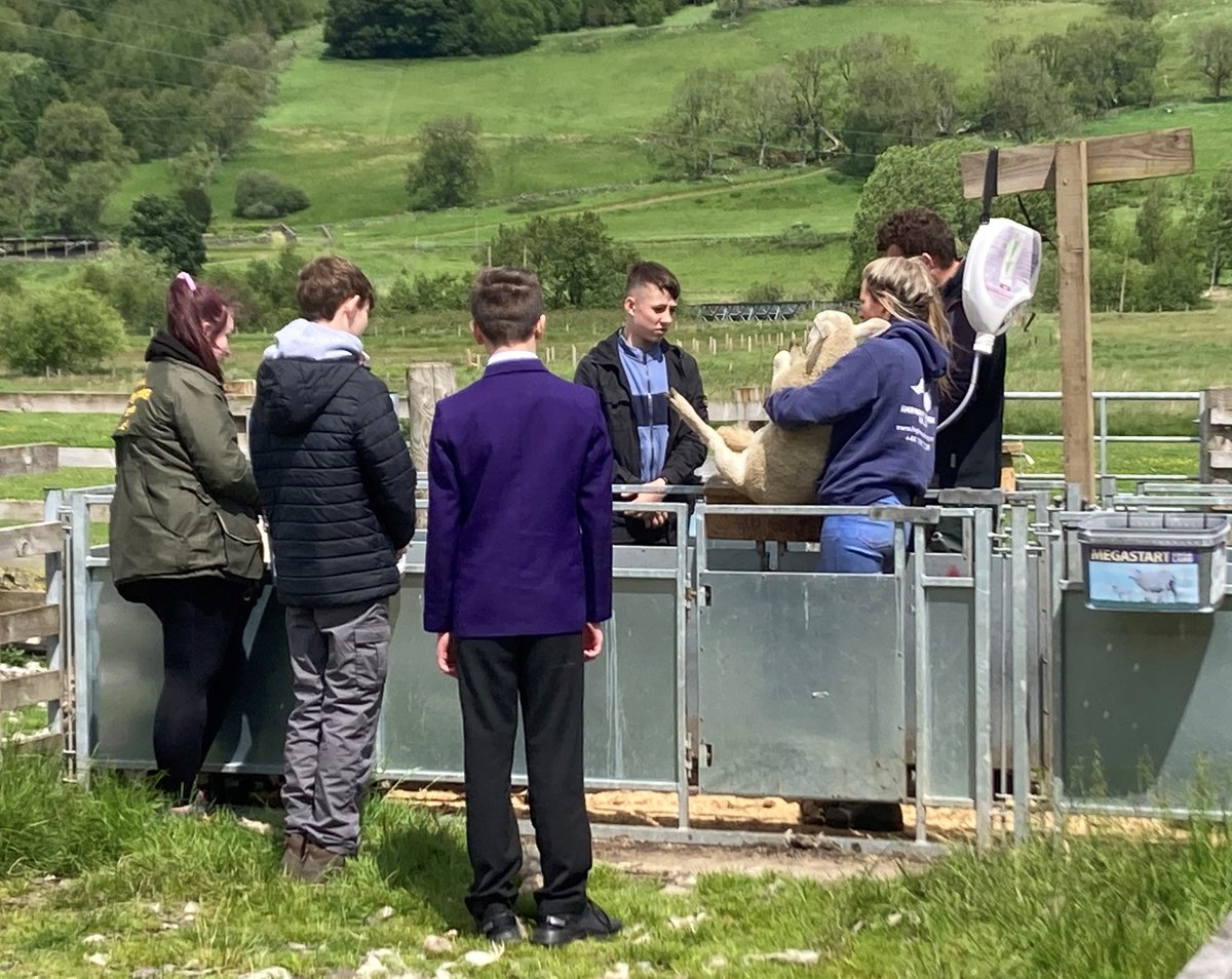 DywPark's tweet photo. Some of our pupils had a great day up at Glen Quaich on the latest visit to various estates to understand the variety of work that goes on in those workplaces. @DYWTayCities @BerthaParkHigh #estatesthateducate https://t.co/o7G9RVQvik