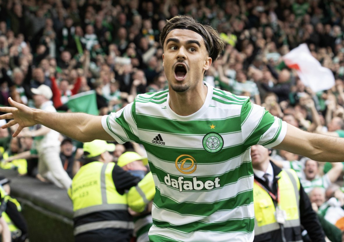 Record_Sport's tweet photo. BREAKING! Jota to Celtic is ON as winger's permanent transfer 'set to be announced'  

https://t.co/vVgYcZbibE https://t.co/9sqF7pZwfa