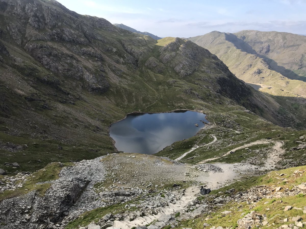ProudHoppers's tweet photo. Barrow is located in the SW corner of Cumbria next to the stunning Lake District, but in 1972 they were still in Lancashire as the county boundaries hadn’t been changed. Nearby is the highest point in old Lancashire - the ‘Old Man of Coniston’, which I had to visit for the views https://t.co/lQsBqYnbRA