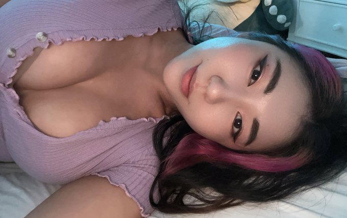 ~squish~ https://t.co/4j3QJhoxoy