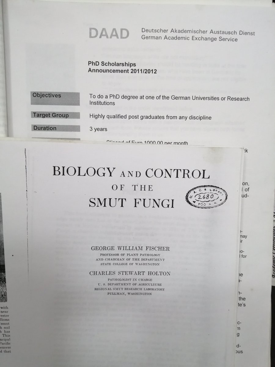 RedkarAmey's tweet photo. Weekend organising is so enjoyable when you come across some good old memories....
This fascinating book on Smut Fungi inspired me to apply for @DAADIndia Ph.D. Fellowship to work on #CornSmut with @gun_doe @mpi_marburg . So lovely to see that file from where it all started 😍. https://t.co/74uLam7Kq9
