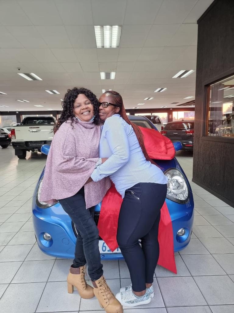 VehiclePlatinum's tweet photo. 041 Eastern Cape📍Congratulations my sister on your  new car🥂 more safe trips and happy memories🎈🥳 #PlatinumVehicleBroker

📲071 506 3762
🌐https://t.co/rEAaZbZCpR
📧mohau@platinumvehicles.co.za
Ig:2015.p.v.b
FB:Platinum Vehicle Brokers

#PVB #GoFundThemba #SheNeedsNoMakeUP https://t.co/RuXb9P8iHR