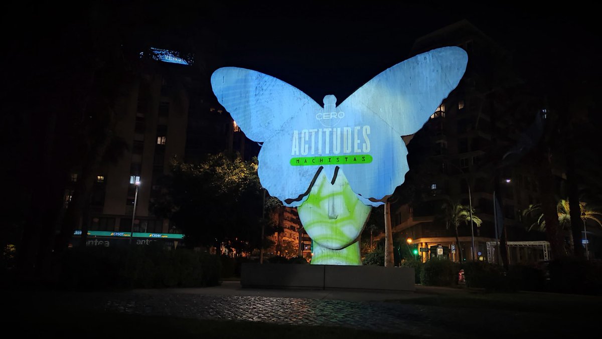 makinaccion's tweet photo. Algunas imágenes de la #campaña de #comunicaciónSocial con #VideomappingÁgil y #sostenible que estamos realizando para la Concejalía de Igualdad del @alicanteayto en estas noches de #Fogueres2022 #ceroagresionesypunto #0Acoso #ComentariosIncómodos https://t.co/8wtR5S4hNn