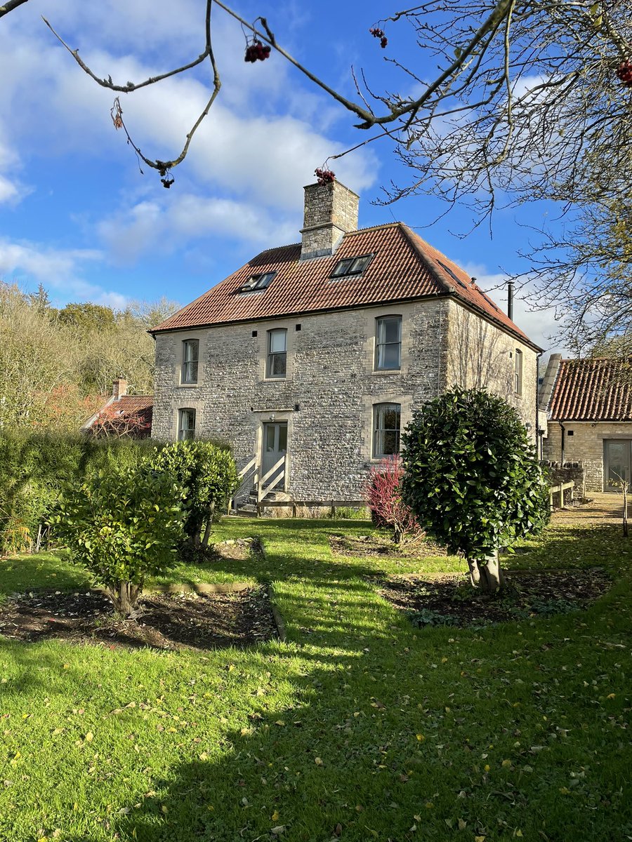 Each year we retreat to the farm to set intentions for the new year ahead… 
Morning and evening yoga, delicious food, a silent walk in the woods, evening guided meditation. It’s the perfect way to start the year!
Are you joining us 6th-8th Jan 2023? 🕉💕 #yogaretreat #Bristol
