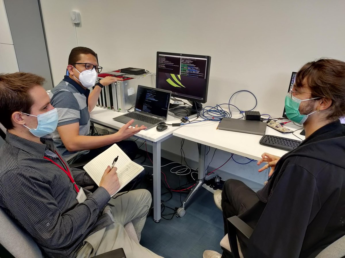 UP2DATE_H2020's tweet photo. First of our use-case setup and evaluation face-to-face meeting series has already started!  
🚉 @IKERLANofficial, @IAV_de and #CAFSignalling are working together at #CAFSignalling premisses in Madrid https://t.co/IZdBO1K0b8