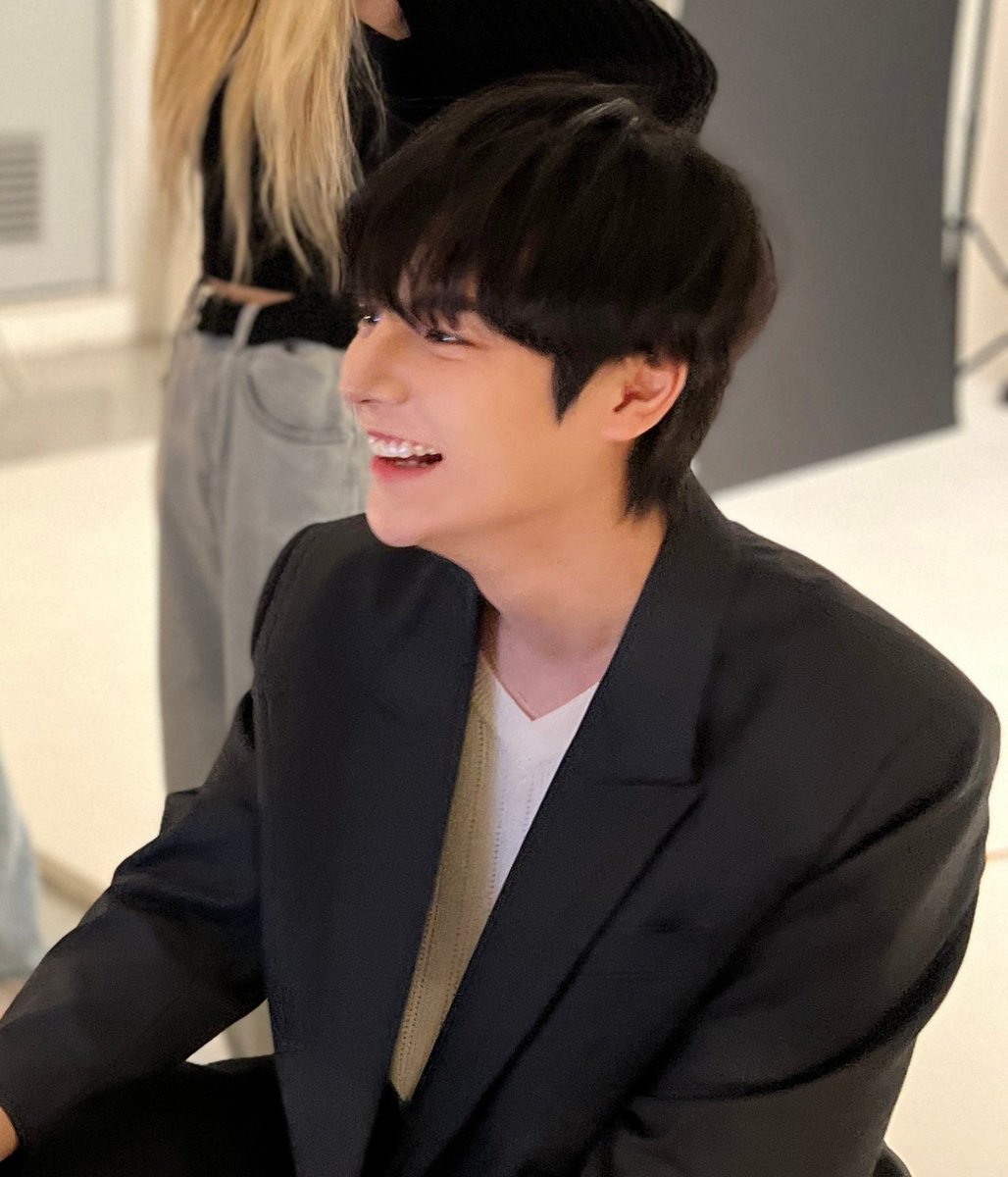 이세온 팬페이지 tweet media