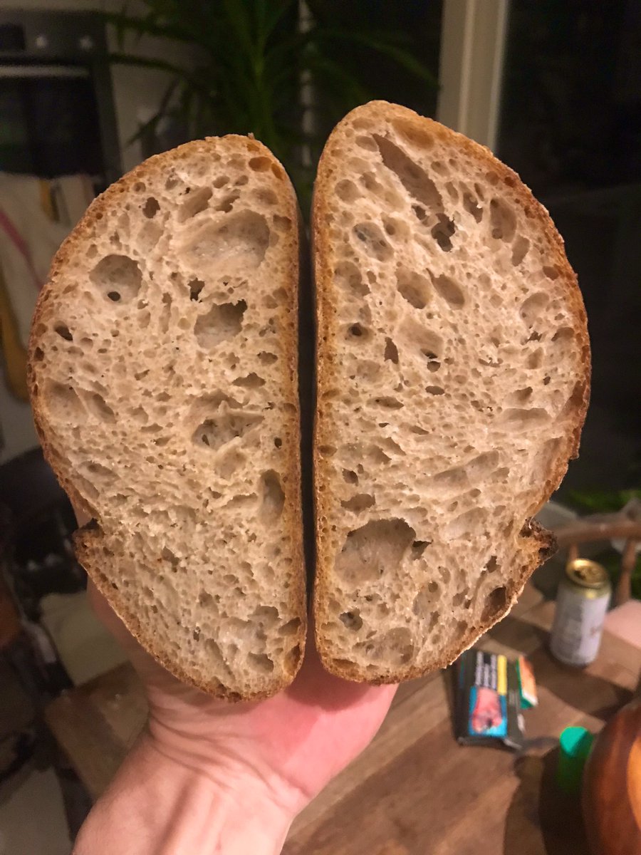 Wow two years off twitter. Here a beautiful spelt sour…. #backintwitter #sourdough #spelt #baker Think I need to start teaching again #bakeryteacher