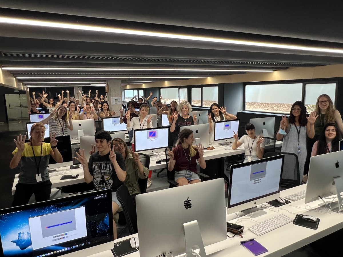 42BarcelonaFTef's tweet photo. 👩‍💻 ¡Arranca la Piscine Discovery Web Women's Edition!

Medio millar de mujeres se lanzan a una piscina de cinco días para aprender programación web en los campus de #42BarcelonaFTef, @42UrdulizFTef, @42MadridFTef y @42malaga_ft 💦

Are you ready? 🚀 https://t.co/BpfCYOAtd8