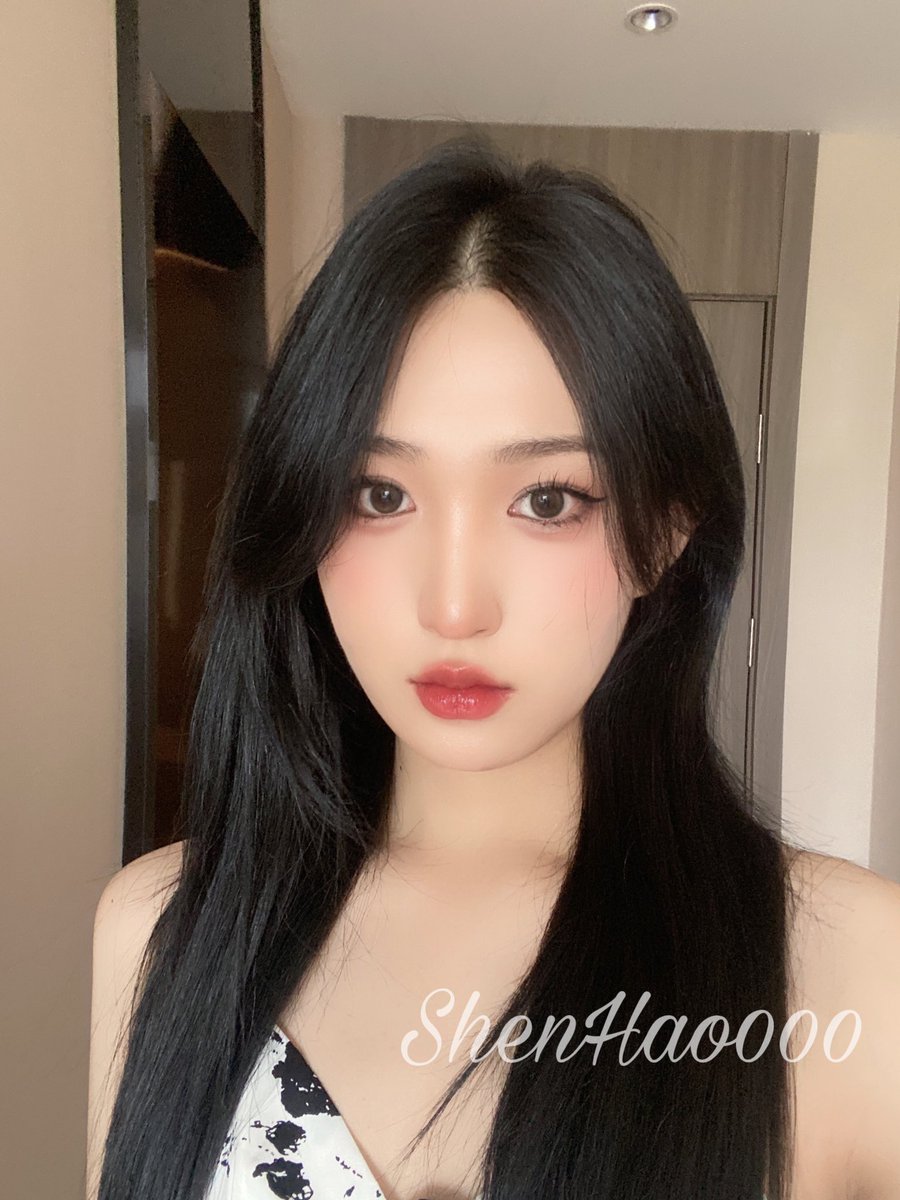 今天是清纯女高 https://t.co/cNzELnUDF4