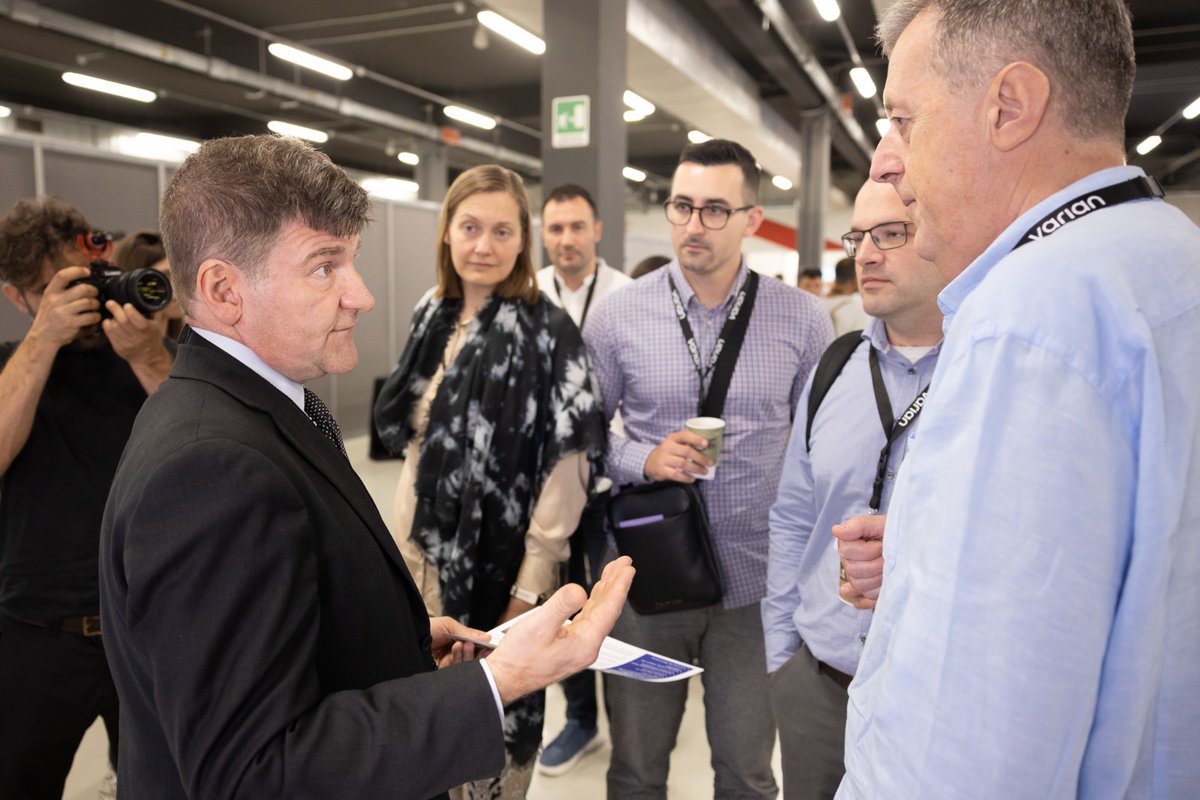ISRSy's tweet photo. Don't forget to stop by the @ISRSy booth during the 4pm coffee break. Meet @IanPaddick1 and colleagues to learn more about the #ISRSCertification
➡️ Pick up a flier.
➡️ Leave your name and contact info at the booth. We'll send you more info!
#ISRSMilan2022 #focalisbetter https://t.co/R2Z2t8XD9N