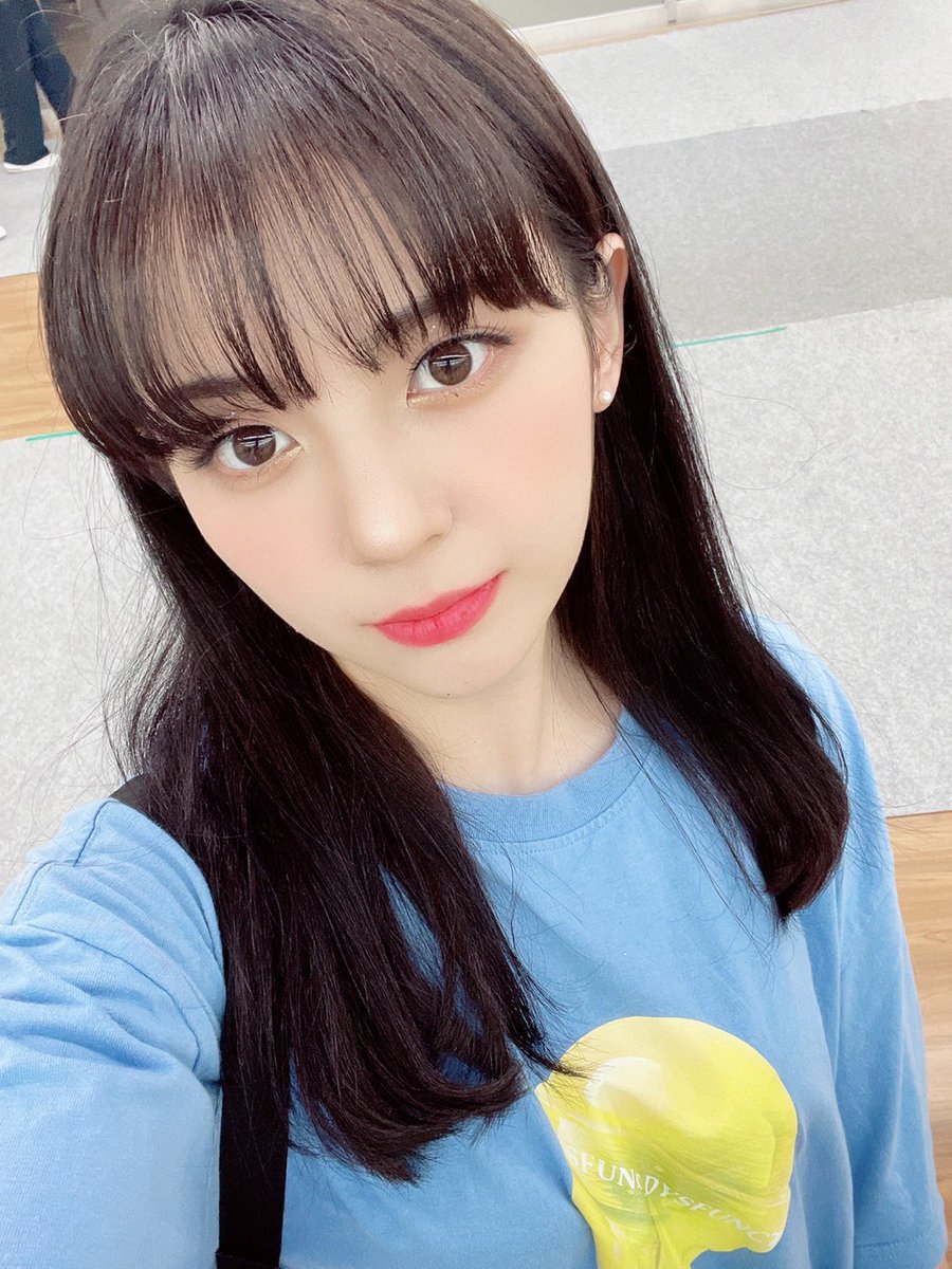 [220620] — MSR 💬
4:54 PM KST

“Let’s meet at the MV later at 6PM🙈❤️‍🔥”

“See you again at the comeback show after watching the MV🐣🤍”

“Gain strength for this promotion too 💪”

“(pic)”

“Now good bye🍋💙”