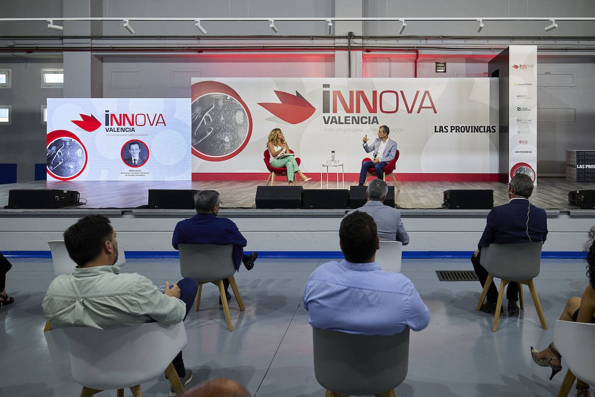 💡Una charla inspiradora con aplicaciones reales de #innovación

"No puedes perder a un cliente por una deficiente atención" <a href="/nandopb/">Fernando Pérez Borrajo</a> de <a href="/aunoa_ai/">aunoa</a> #GoHubVentures mostró su solución de #IA Conversacional para <a href="/GlobalOmnium/">Global Omnium</a> 

Un placer colaborar en #InnovaValencia <a href="/lasprovincias/">LAS PROVINCIAS</a>