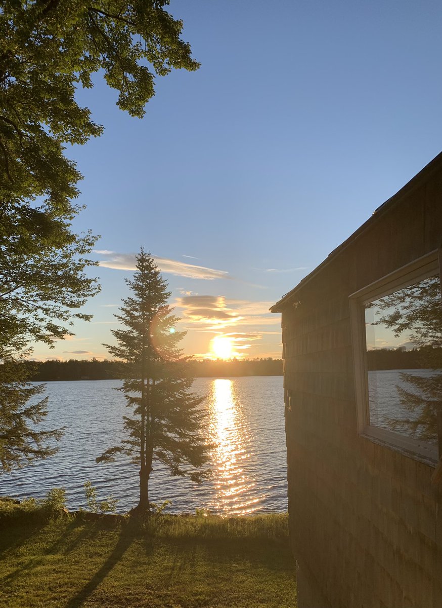 ETSU90's tweet photo. Traded our #EastTennesseeLiving for #MaineTheWayLifeShouldBe #UpToCamp #PiperPond https://t.co/A2JtlcU8fe