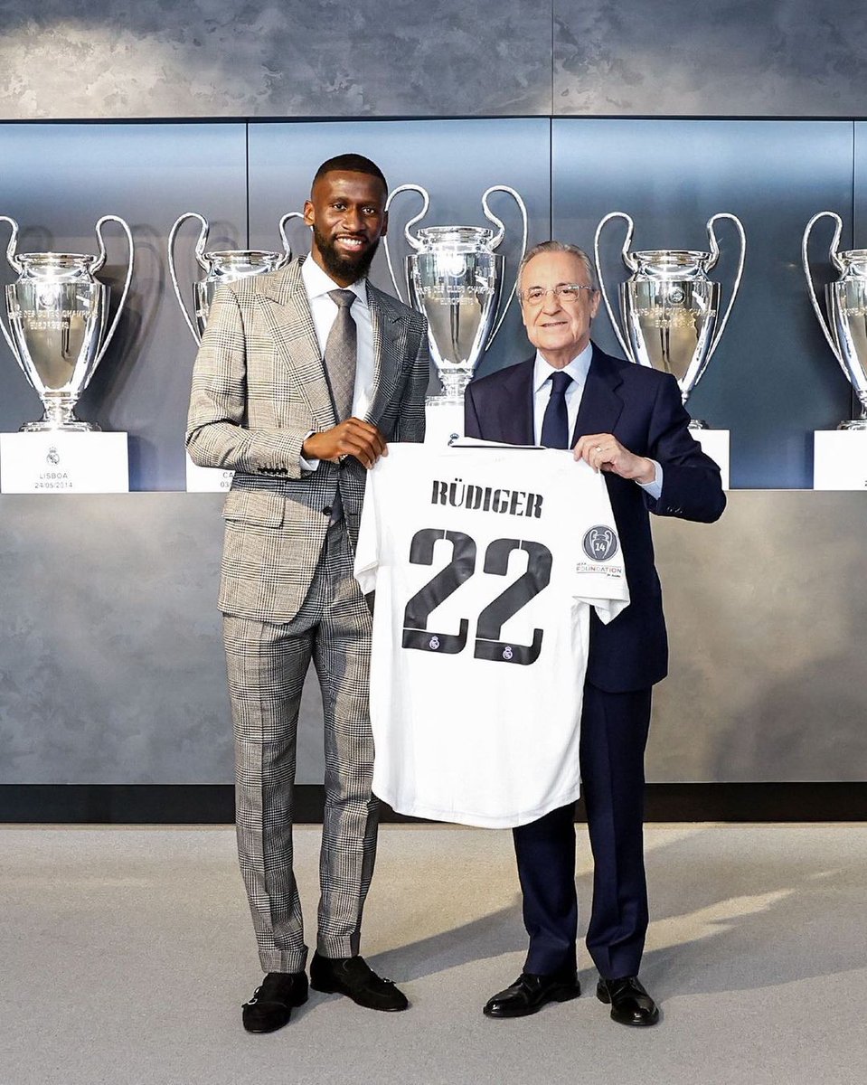 moadnanRMA's tweet photo. أنطونيو روديغير سيرتدي الرقم 22 مع ريال مدريد 2️⃣2️⃣👕
#ريال_مدريد #RealMadrid
#روديغير #Rodiger https://t.co/SdhNIERx2o