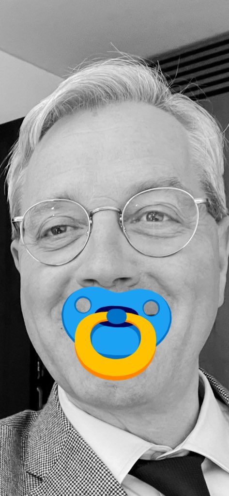 Farnakyboy's tweet photo. @_FriedrichMerz @ARD_BaB 🤔 wollte nicht ihr lieber Kollege @n_roettgen den ganzen russischen Energiesektor sofort sanktionieren? Wo ist den jetzt der große Plan von der CDU? 😂 #ukraine #sanktionen #sanctionsbackfire #germany #energycrisis #cdu #csu #Gasversorgung #gascrisis 🤡 https://t.co/wPCEXFDT1b