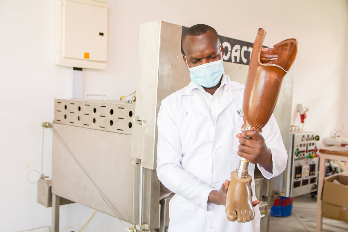 StLukeHospital's tweet photo. St. Luke’s Hospital has a well-equipped prosthetics unit specializing in giving people back their sense of independence with products that improve mobility.
Visit us today to learn more about our prosthetic products.
#StayInMotion
#LiveWithEase https://t.co/G96kGi5BEk