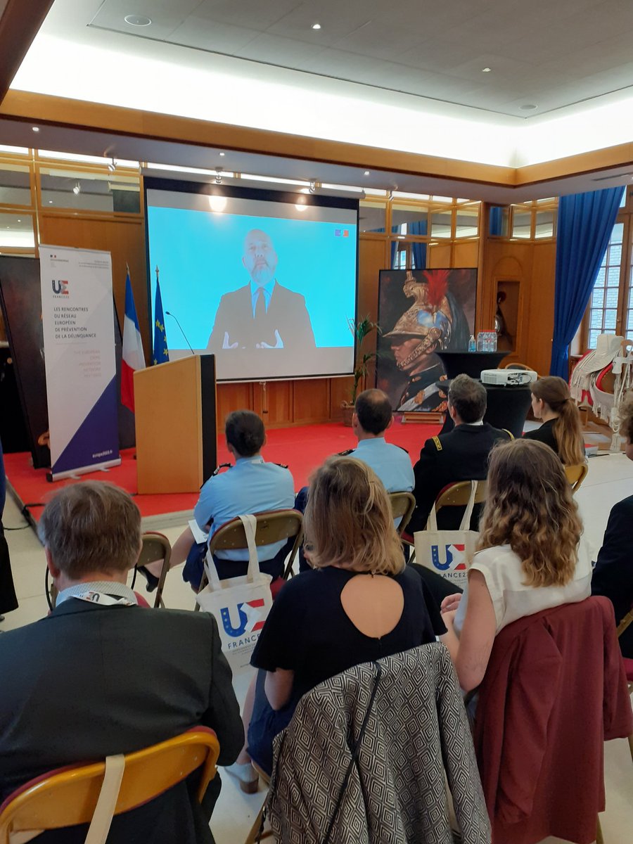 SG_CIPDR's tweet photo. Lancement de notre conférence dédiée à la prévention de l'entrée des jeunes dans les bandes.  Second rendez-vous @SG_CIPDR, avec @EUCPN , dans le cadre de #PFUE2022. "Une journée pour déboucher sur des réalisations concrètes et briser les logiques d'embrigadement" @Gravel91 https://t.co/5TLcEgbrNp