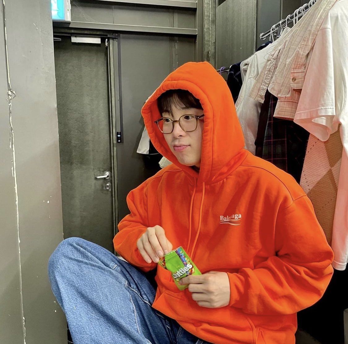 BBC___111's tweet photo. 나 이런 표스타 감성 너무 사랑해.. https://t.co/HEypCLJLW9