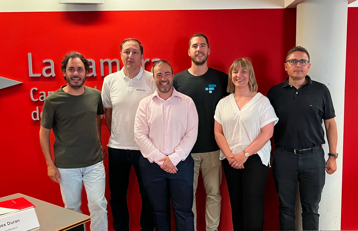 CambraTerrassa's tweet image. Jornada #AceleraPyme #CambraTerrassa "𝗙𝗶𝗻𝗮𝗻𝗰𝗲𝘀 𝗱𝗲𝘀𝗰𝗲𝗻𝘁𝗿𝗮𝗹𝗶𝘁𝘇𝗮𝗱𝗲𝘀 (DeFi)" aprenent sobre #Criptomonedes, #NFTs, #Tokens i oportunitats que poden beneficiar a les empreses.

Més activitats👉🏽bit.ly/37VRWxb

@asalvany @EduarditoForte @nataliacuguero