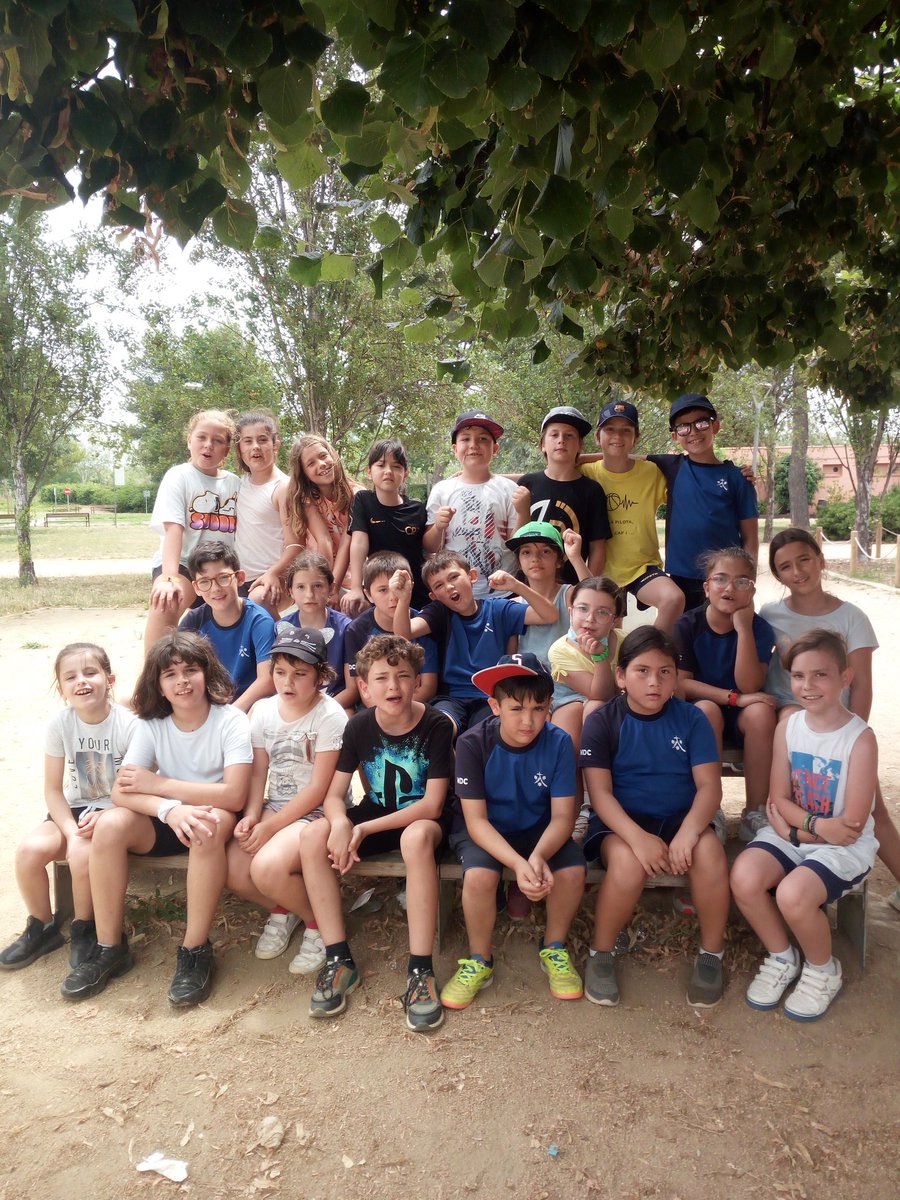 esperancamdc's tweet photo. @escolamdcprat @esperancamdc Cursa d'Orientació al Parc Nou! https://t.co/kMtM22TfnG