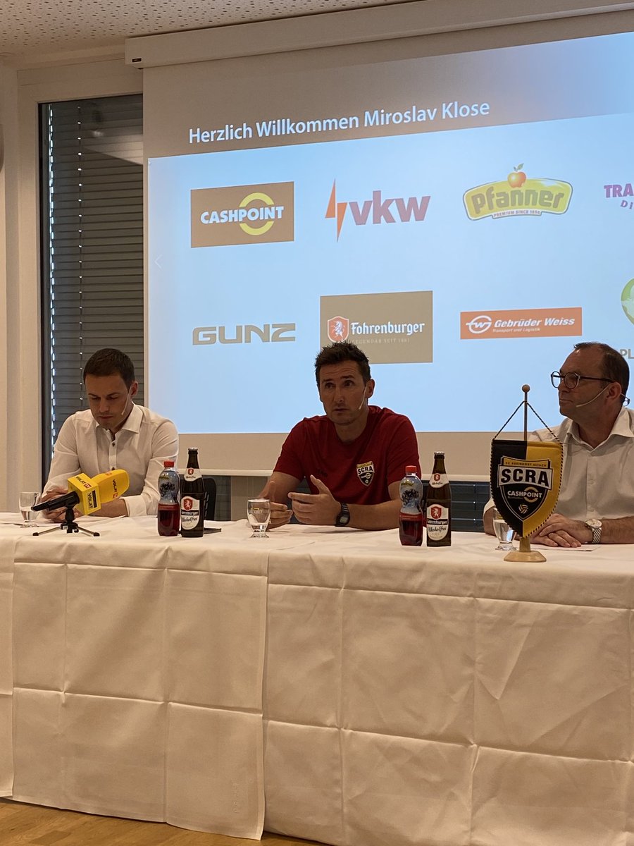 Johannes Ohr (@ohr_joo) on Twitter photo #Klose über die Gespräche mit dem <a href="/SCRAltach/">SCR Altach</a>: „Ich war im Urlaub. Der Kontakt kam über Jochen Sauer zustande. Mir war sofort klar, dass ich mit den Verantwortlichen an einen Tisch muss. Ich hatte sofort ein gutes Gefühl.“ <a href="/MerkurStadt/">Münchner Merkur</a> <a href="/tzmuenchen/">tz</a> #Klose über die Gespräche mit dem <a href="/SCRAltach/">SCR Altach</a>: „Ich war im Urlaub. Der Kontakt kam über Jochen Sauer zustande. Mir war sofort klar, dass ich mit den Verantwortlichen an einen Tisch muss. Ich hatte sofort ein gutes Gefühl.“ <a href="/MerkurStadt/">Münchner Merkur</a> <a href="/tzmuenchen/">tz</a>