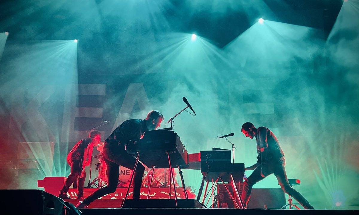 chateaumurph's tweet photo. Thank you @keaneofficial for a soaring concert last night @Hopfarm. Such a privilege. Loved every single note @LPHconcerts https://t.co/W9gWf3UJmQ