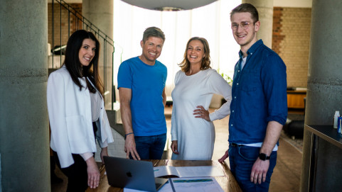 #GründerFinanz ist nach eigener Aussage "mehr als ein unabhängiger, hybrider Versicherungsmakler für Unternehmen und Startups" und kann das als neues Corporate bei #start121 auch beweisen.

Jetzt den Austausch zwischen Startups und Corporates entdecken: start121.de