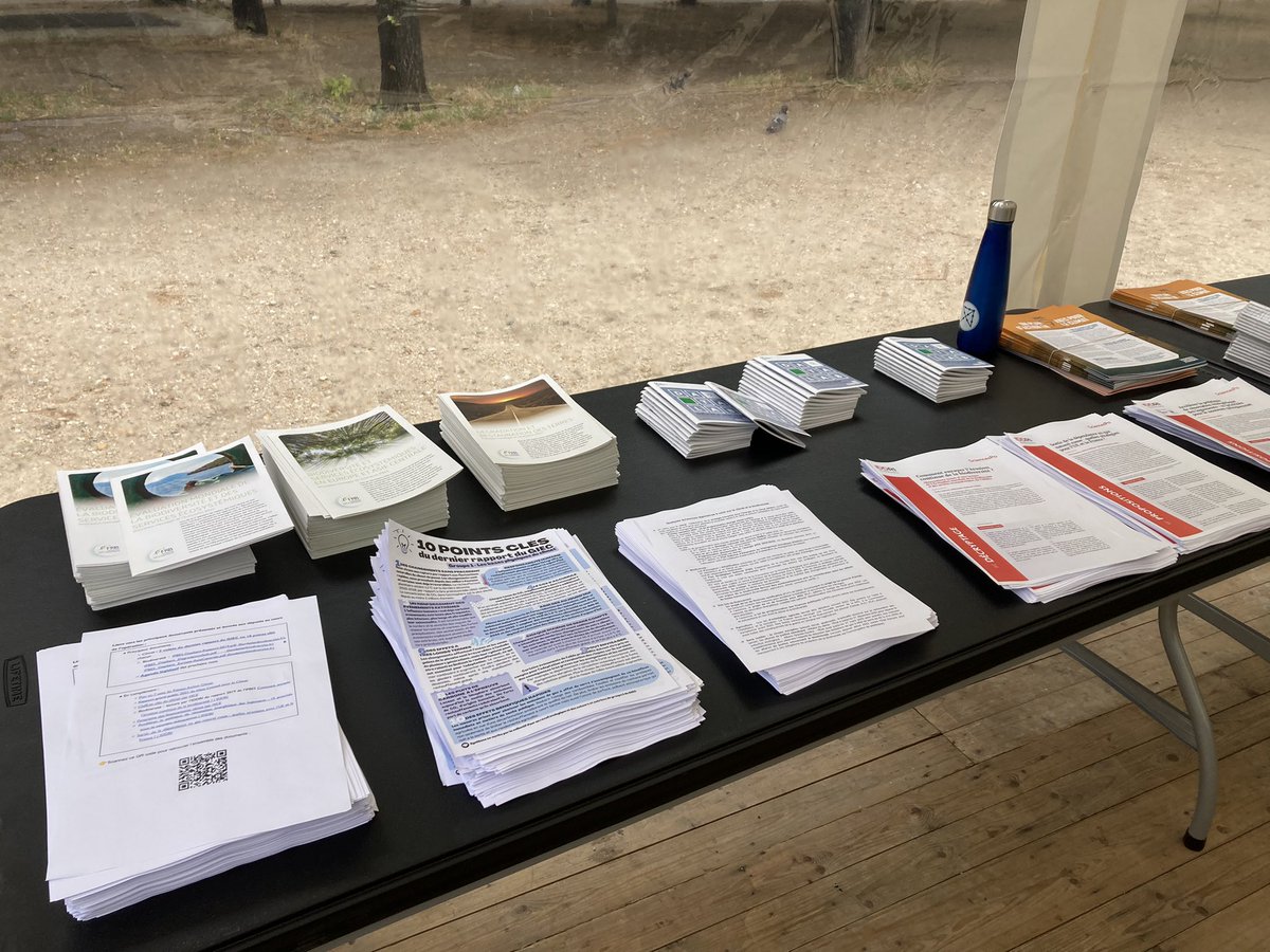 MagaliReghezza's tweet image. Tout est en place pour accueillir les représentantes et représentants du peuple. Rdv aux Invalides à deux pas de l’assemblée 👇