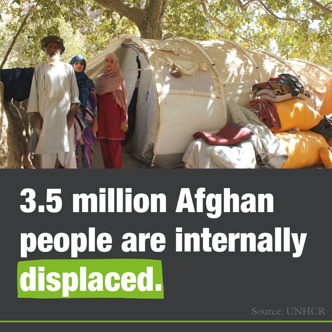 Afghanaid's tweet image. Happy #WorldRefugeeDay! 💚

Today, we stand with all refugees across the globe. Having faced many challenges + hardships, all refugees deserve our unwavering love + support. 

Every person has the human right to seek safety. 

#WithRefugees #SeekSafety #AfghanRefugees