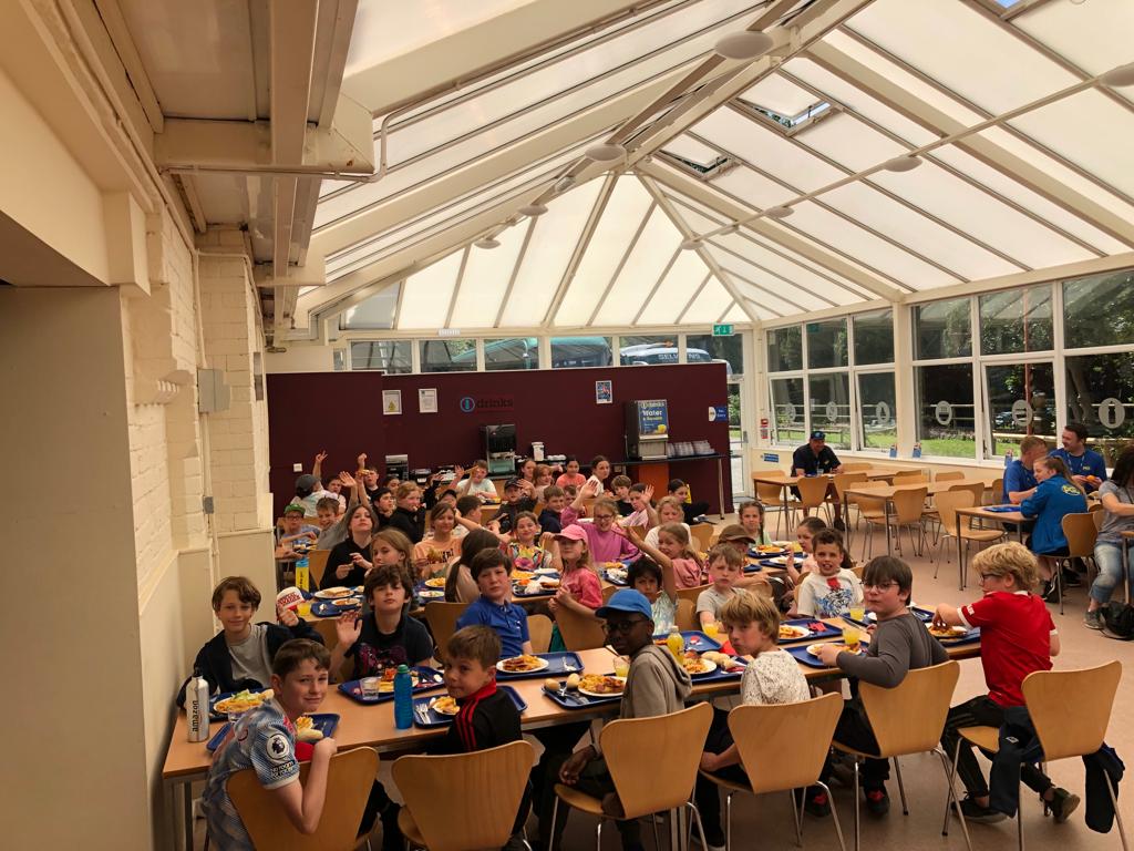 The last meal before we head home ☹️ #pizzatime #pgl2022