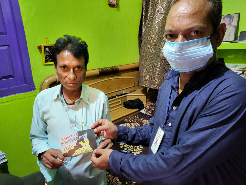 STEP_Local's tweet photo. STEP Ambassador for Elderly (SAFE) celebrated #FatherDay with our senior members with a special card created by Sonali Verma, Director of STEP Foundation.  

#STEPSAFE &amp; @STEP_Local are a not-for-profit initiative of @STEP Foundation

#FathersDay2022  #seniorcare #STEPAmbassador https://t.co/5EwEe2jw8x