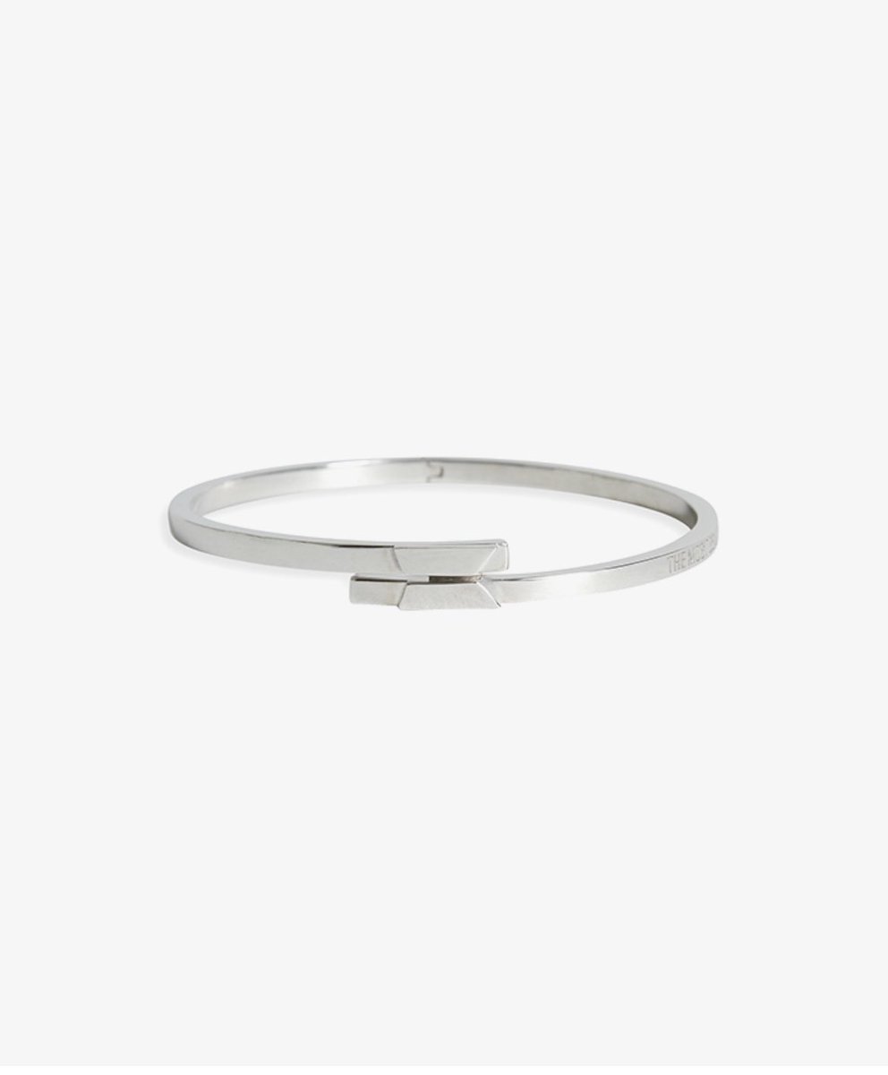 yodol_store's tweet photo. 📍Bracelet กำไล (รอรีสต็อก)
หากใครจะรับ รบกวนกรอกฟอร์มไว้ได้เลย
สั่งจองกด👉 https://t.co/3MSHooog5O
⭕️>> ยังไม่ต้องจ่ายมัดจำใส่แค่จำนวนที่ต้องการไว้ หากรีแล้วค่อยจ่ายมัดจำทีหลังขออย่ายกเลิกออเดอร์ก็พอคับ💜 #proofmerch #ตลาดนัดบังทัน #ตลาดนัดรถไฟBTS #ตลาดนัดรถไฟบังทัน #BTS https://t.co/uG0hvObJrz