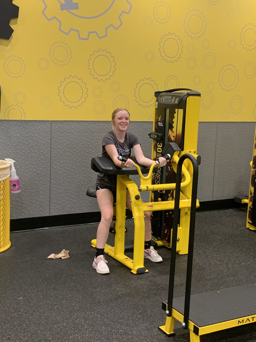 Kayleigh2026's tweet photo. Summer workouts, it’s on! #classof2026 #scxtremegriebe14u https://t.co/D0hd0GqGBY