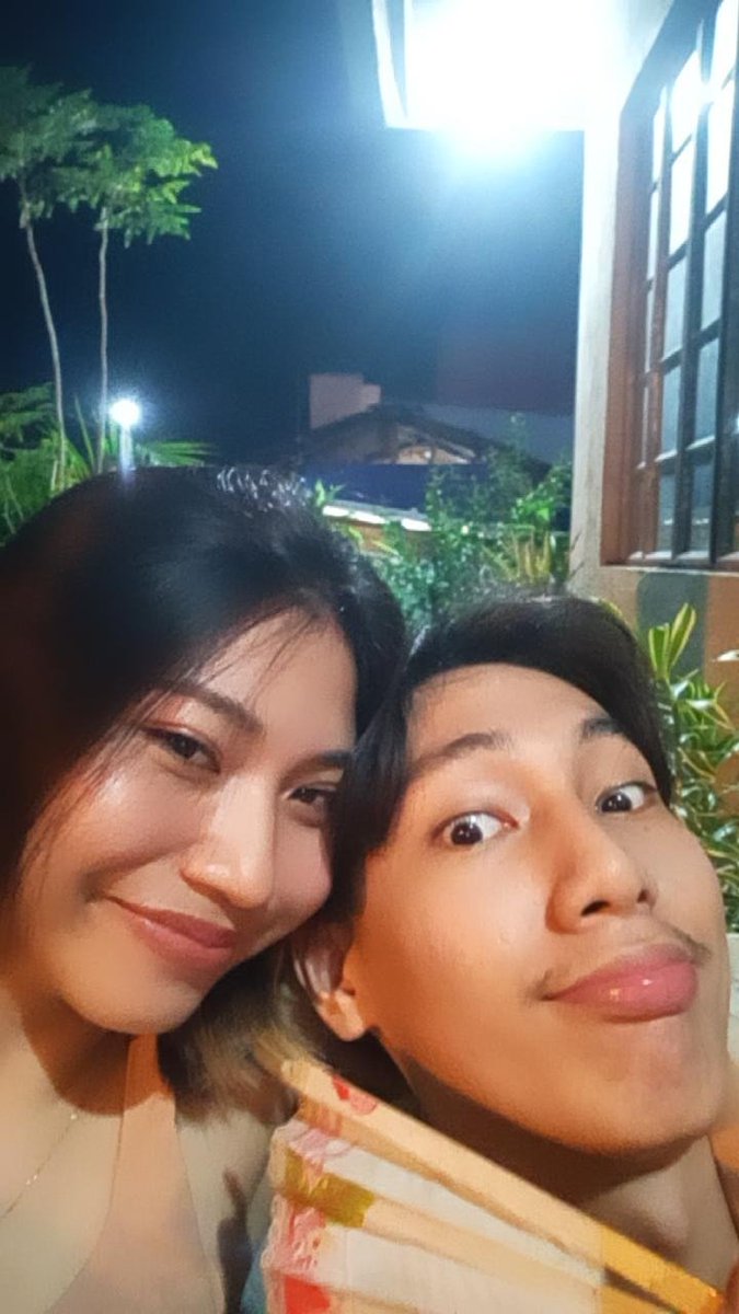 KeifferD13's tweet photo. A year with you 💕 https://t.co/PKi4sJX8Lm