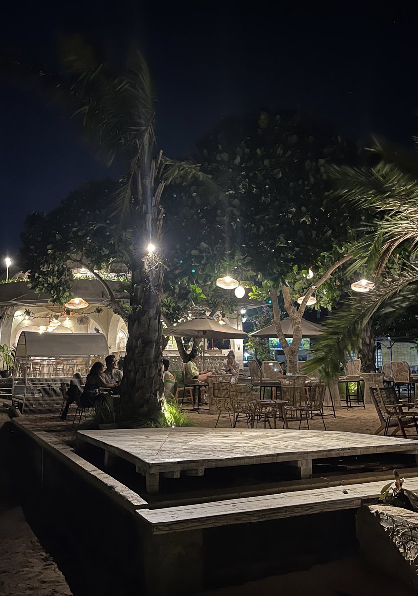 meet up and chill with @auliaoctNFT @prinzNFT17 for celebrate #GhostfaceWeek 
we are boolish on <a href="/GhostfaceNFT/">GHOSTFACEKILLA</a>