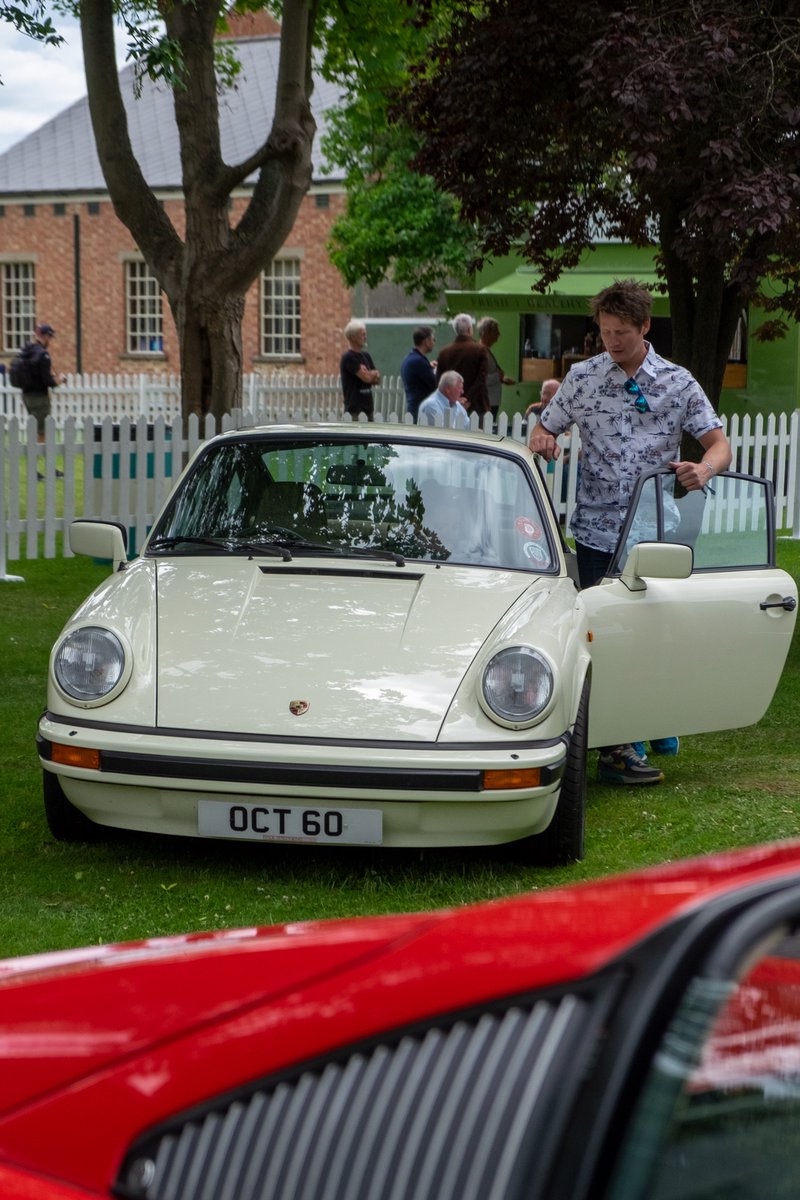 PistonBrokeSo's tweet photo. We're rather pleased with how the first Piston Broke Social worked out. Many thanks to @BicesterH and @WeAreScramblers for their support, as well as @McLarenAuto for the McLaren SLR HDK by MSO debut, @PaulStephens911 and @CropredyBridge. Oh, and @WMBrewery for the beer, obvs. https://t.co/8L3z4ruNlI