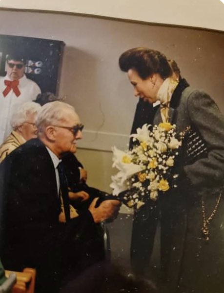 Magic_Leeds's tweet photo. First photo, The Mary Rankin Maternity Hospital, Castle Rock Road were I was born #Colraine, became a convalescent home where my Grandad passed away. Grandad (RIP) visited in the blind centre #Colraine by Princess Anne ca late 80’s early 90’s? #Londonderry beautiful place 👊 https://t.co/HTIsDYJdAi