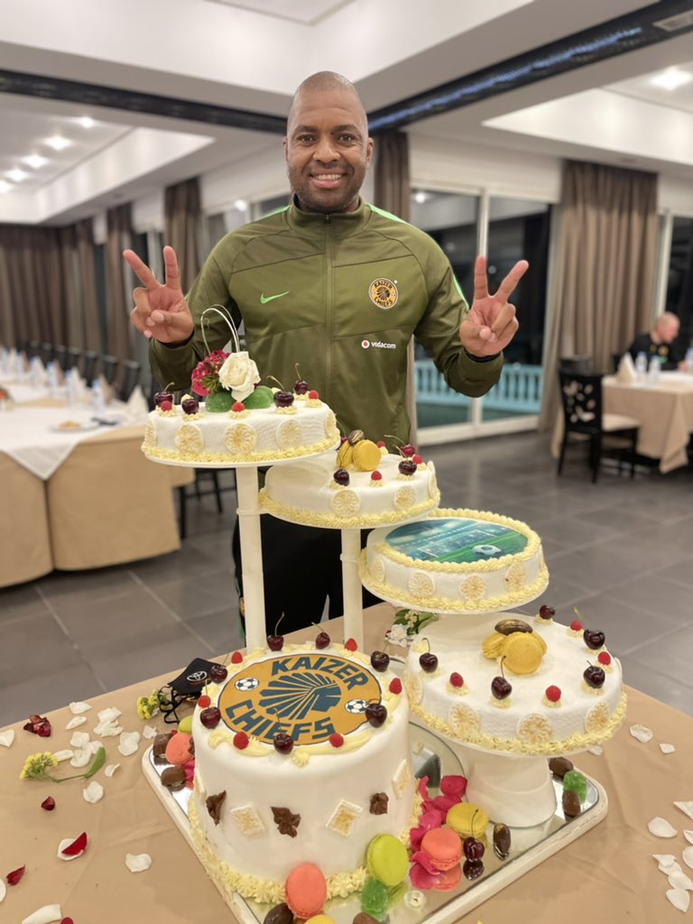 Happy Birthday to South African number 1 goalkeeper. Itumeleng Khune. God bless King!     