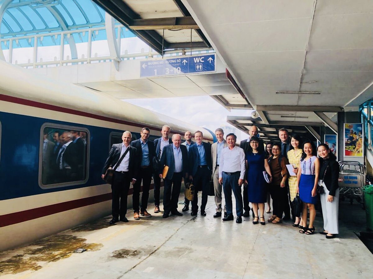 SaigonInfras's tweet photo. The Consulate of Austria had a meeting with the MAUR n paid a visit to the site within Line No.01 #BenThanh - #SuoiTien.
. . .
#Vietnam #Metro #Beauty #Culture v #Adversity #Overcome https://t.co/7BMxLbhTDe