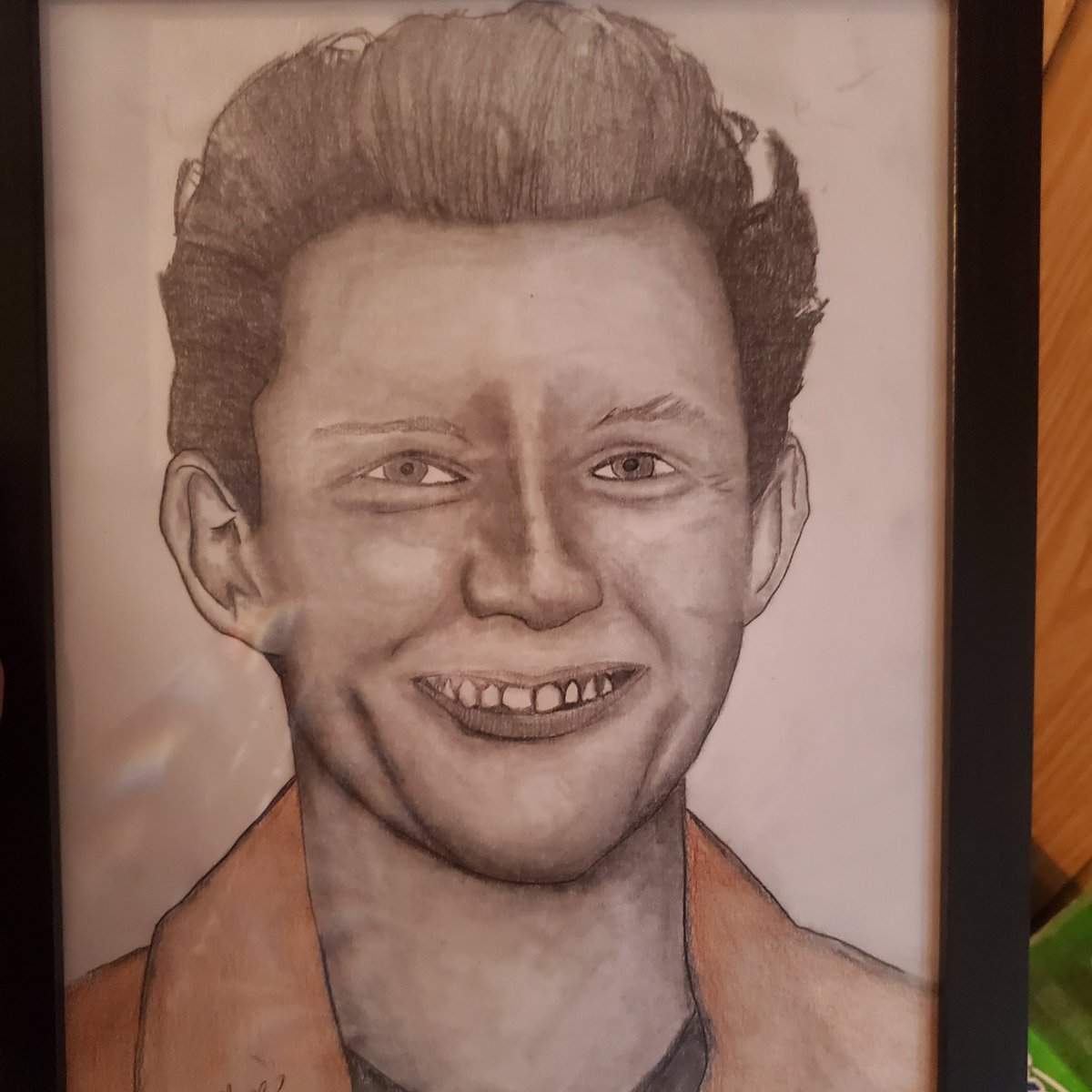 sichutic's tweet photo. Pencil drawing of @TomHolland1996 https://t.co/tRKHIfVzLb