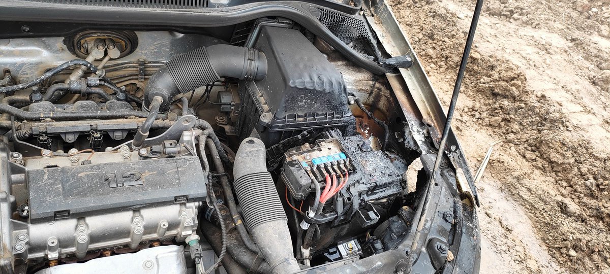 ankitJATmalik's tweet photo. @Piyush_Arora_ My Polo car caught fire while I was driving now my car is lying VW dehradun service station for over 5 months with no resolution is thr any responsible person in VW who help me nd stop this harassment with me for further detail gone through with my attached files. https://t.co/l1bCdseaSl