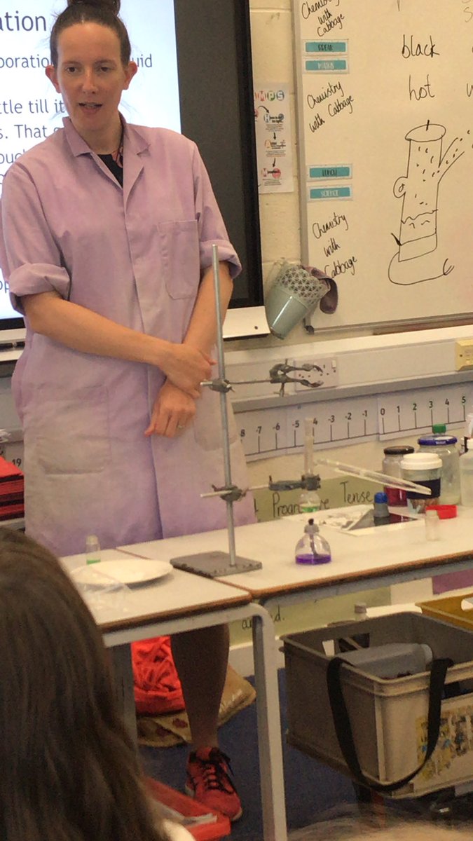 school_ws's tweet photo. We’ve noticed that the steam in the condenser is colourless! The food colouring is being removed by distillation! @class_6f @SciCommRuth @LorellyWilson https://t.co/tYeugTFmiN