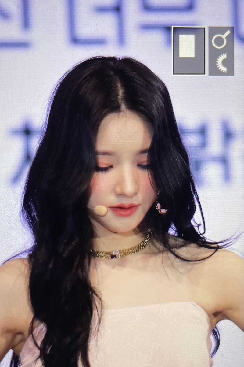 thelastdayhj's tweet photo. 220620 #이달의소녀 #LOONA #희진 #HeeJin https://t.co/G0XfYyN0SG