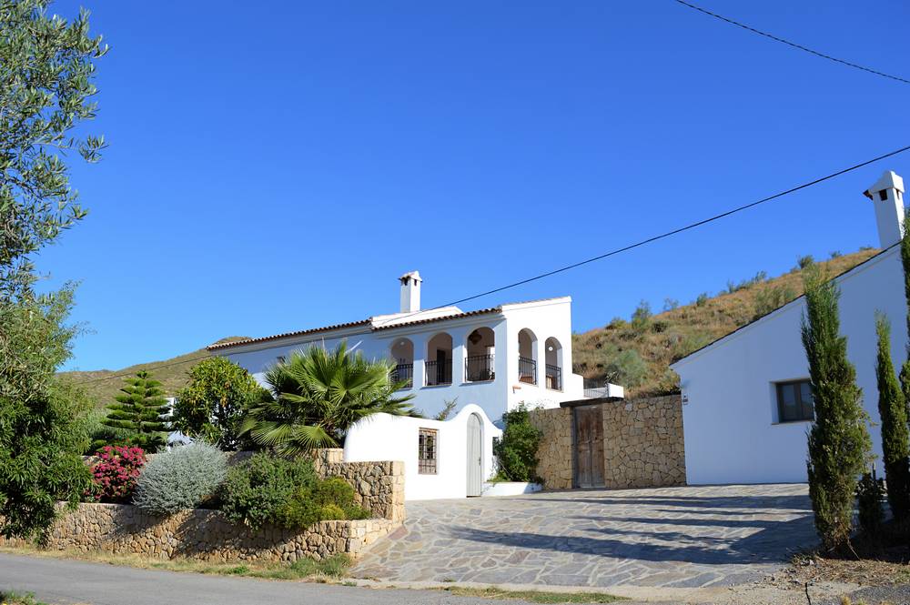 OliveHouseprops's tweet photo. 5 bedroom cortijo in #Lubrin (#Almeria) €485,000
https://t.co/m9Bgch47k7 https://t.co/fTZ2CZJl8L