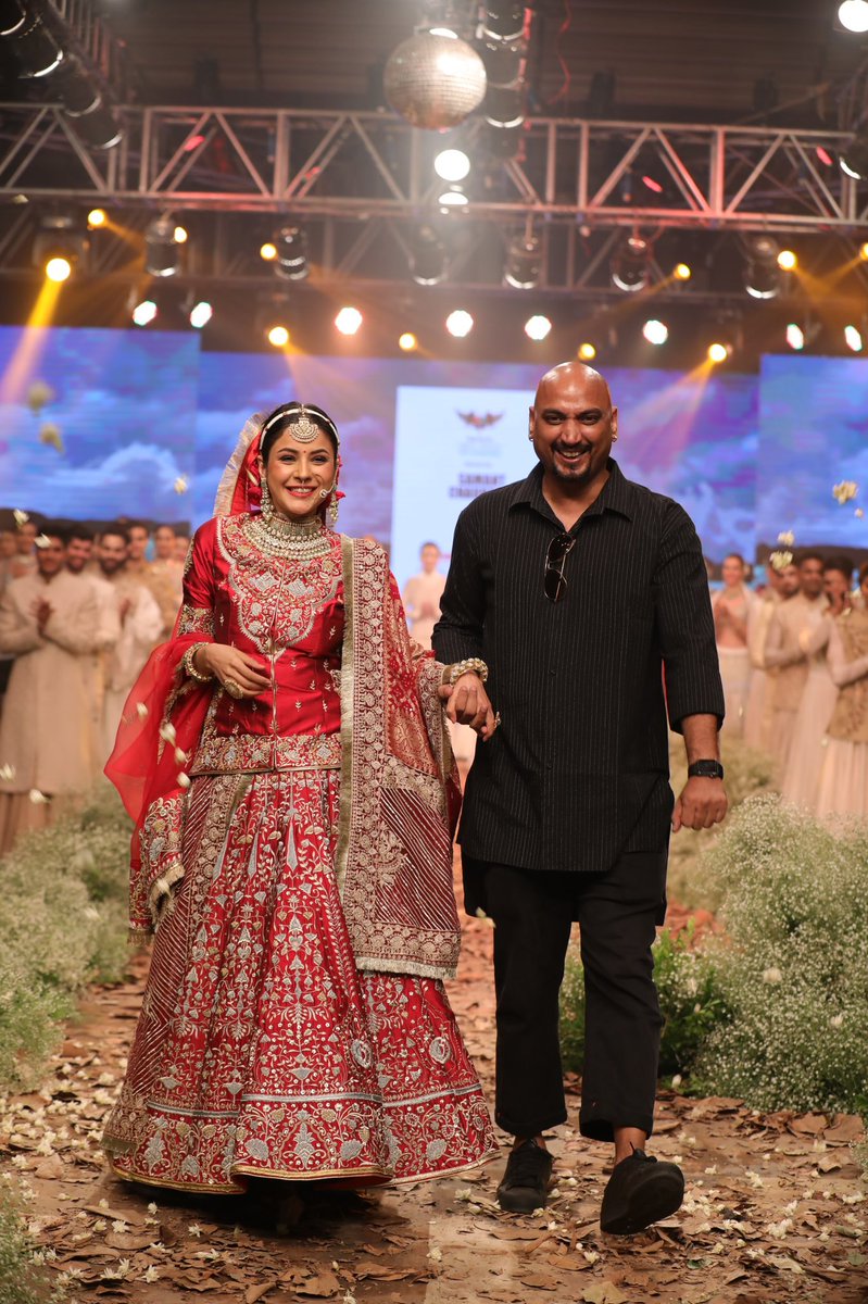 My first walk for designer samant chauhan.
Thank you <a href="/TimesFashionWk/">Times Fashion Week</a> for having me for the Grand finale. This will be cherished forever ✨