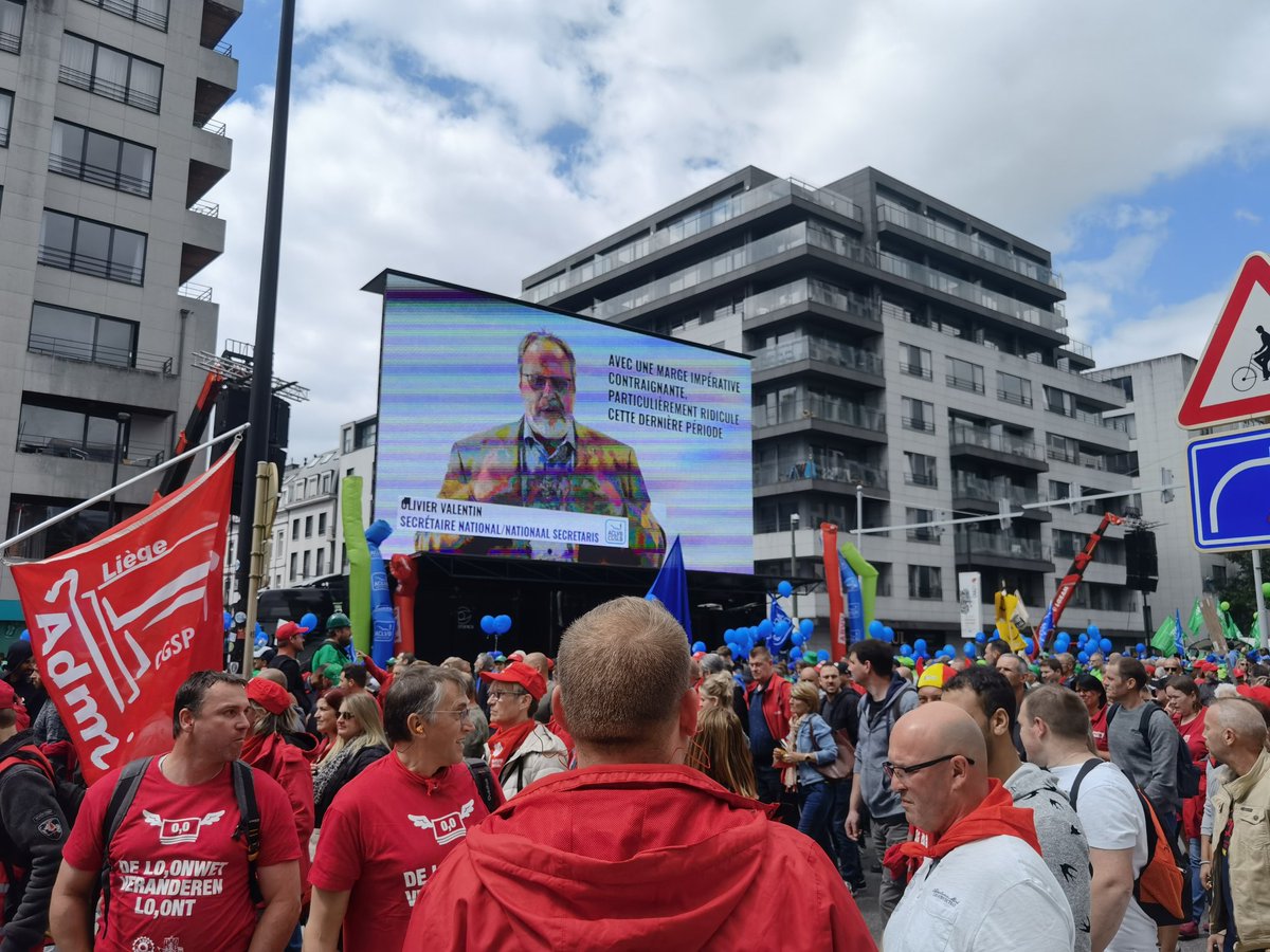 ForneaDumitru's tweet photo. Amazing Belgian Trade Unions fighting for workers' rights and #SocialJustice.
@FGTB_CG
@CGSLB
@solidaris
@acv_csc_europe
@WorkersEESC
#SocialEurope
#SocialProgress
#DecentWork
#SocialInvestments
#AgainstSavageCapitalism
#NoMoreSpeculation
#AffordableLife https://t.co/obl0HCxL2h