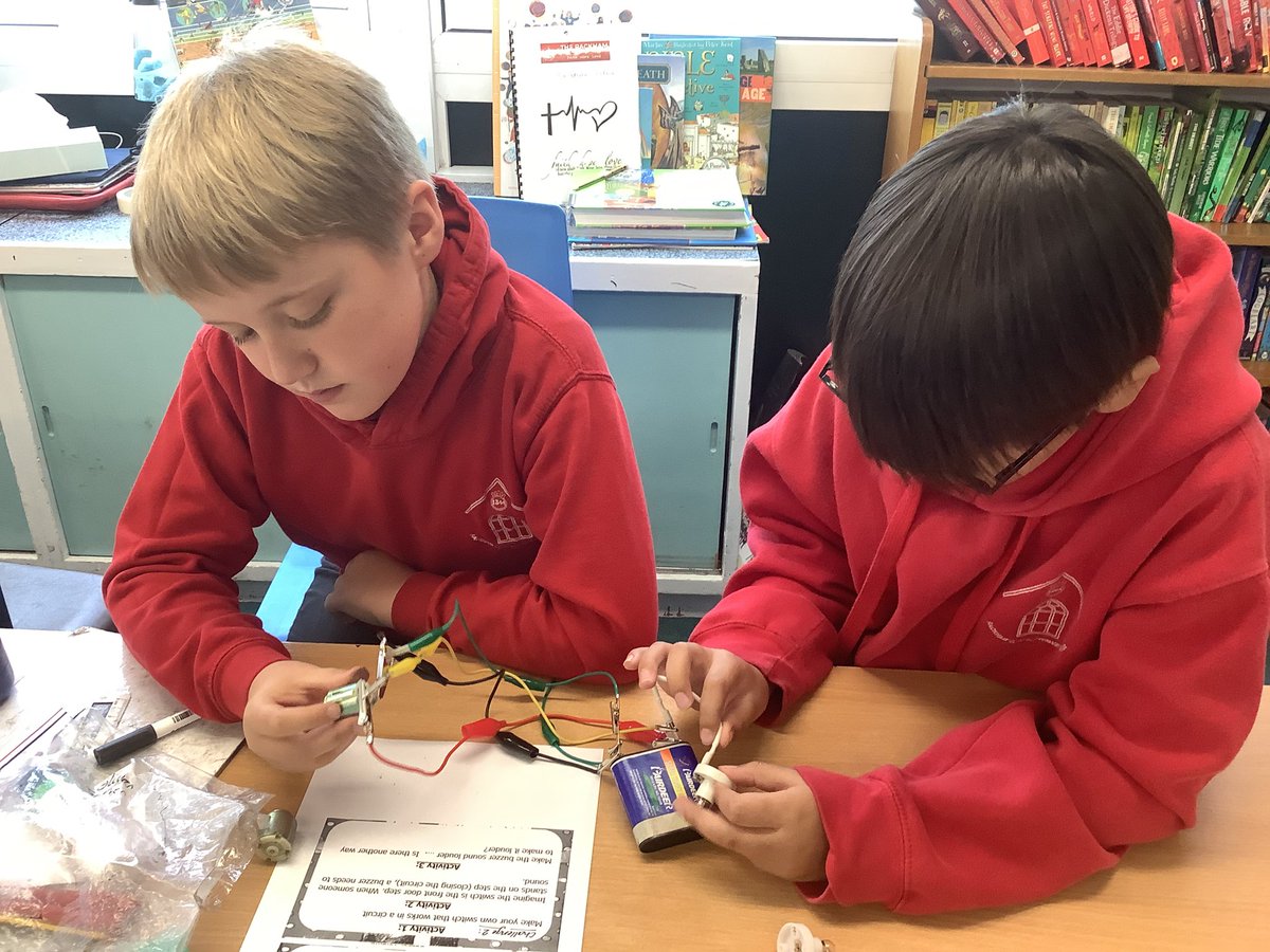 Mrs Ball tweet media