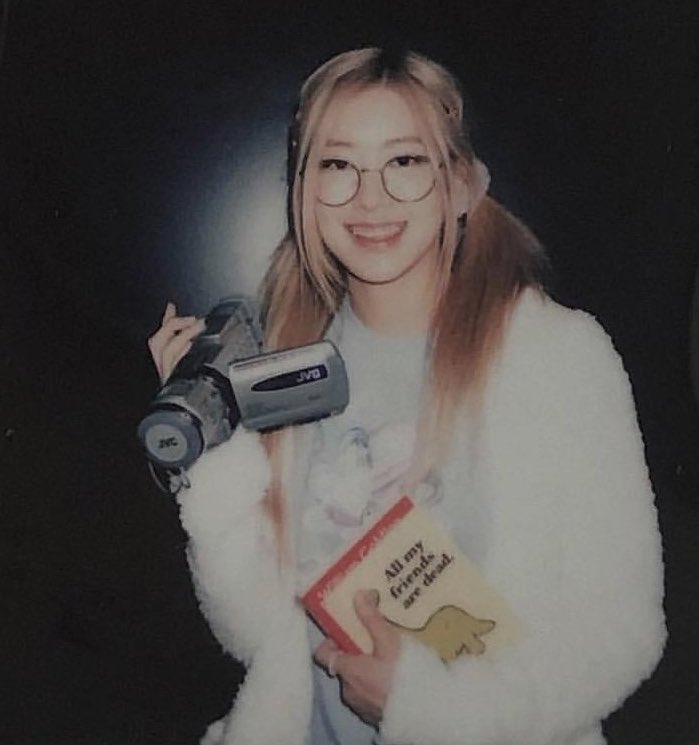 this chaeyoung                    with this rosé