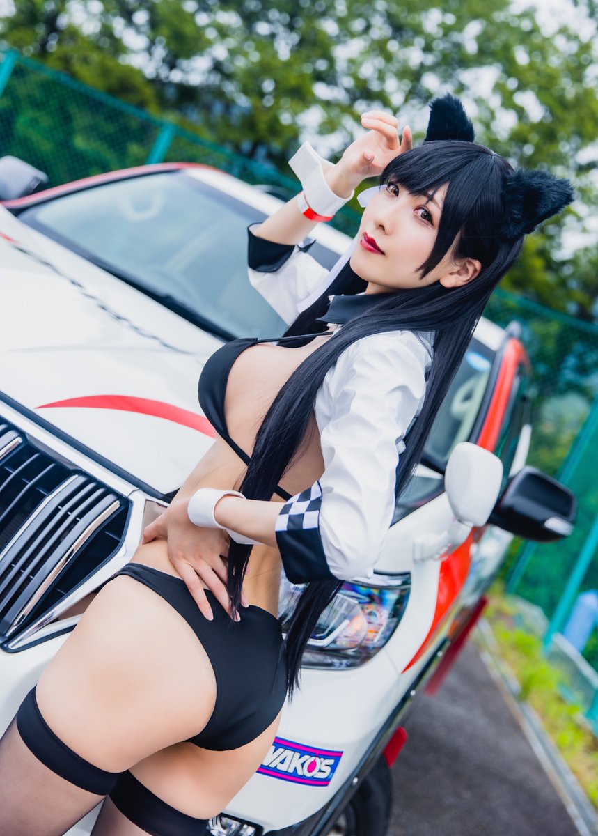 shino_iroha_'s tweet photo. アズールレーン　愛宕
　　凄艶のマックススピード 🏎💨🏁

#cosplay #AzurLane https://t.co/ORJI2J4UTv