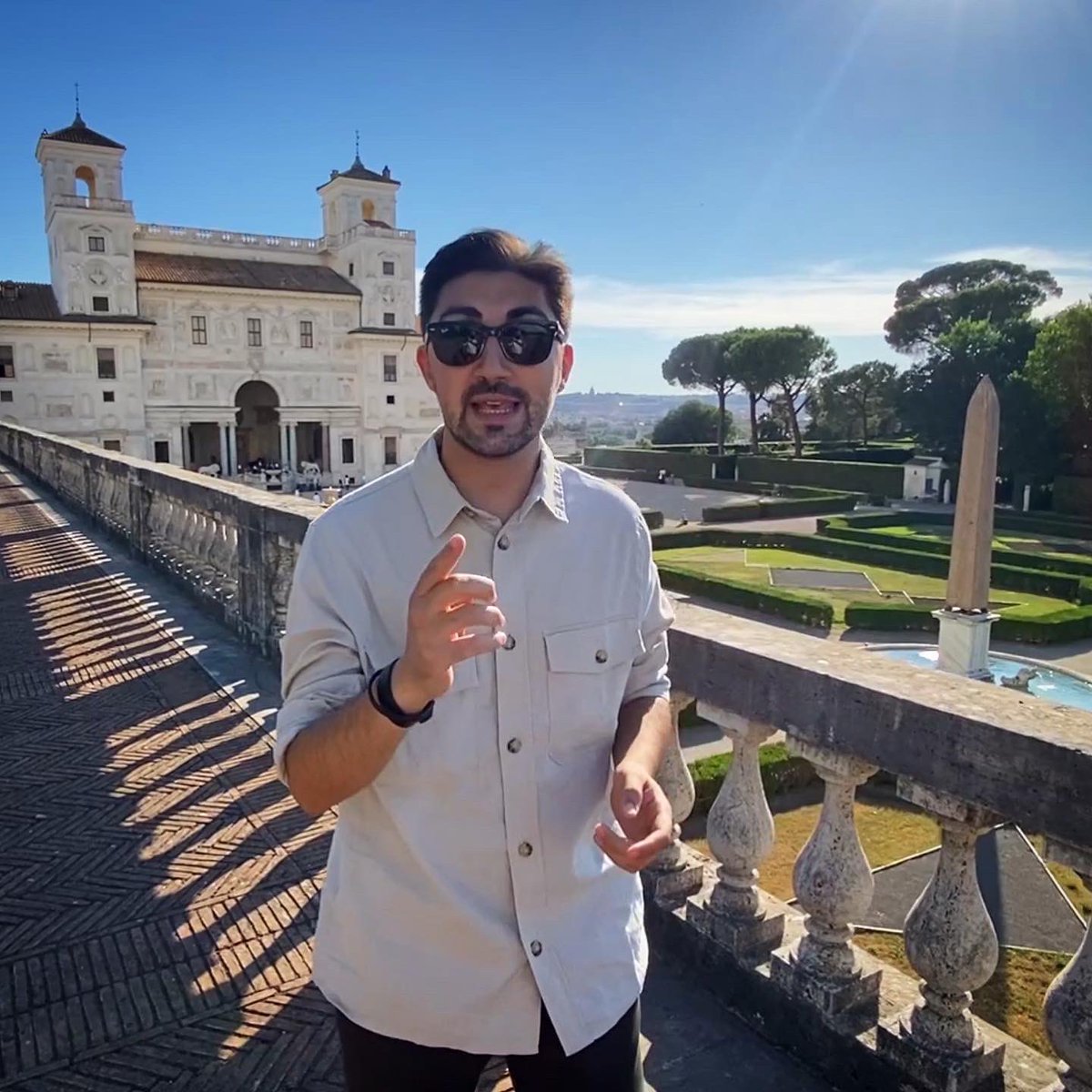 RomaOra_it's tweet photo. Frame tratti da alcuni dei nostri ultimi video: dal #Campidoglio alla Thailandia di #Roma 🤔

Siamo andati anche alla ricerca del nasone più fresco del centro della città ➡️ I video completi li trovi nel Canale YT e nella Pagina FB di #RomaOra! https://t.co/KNrb9A5EVM